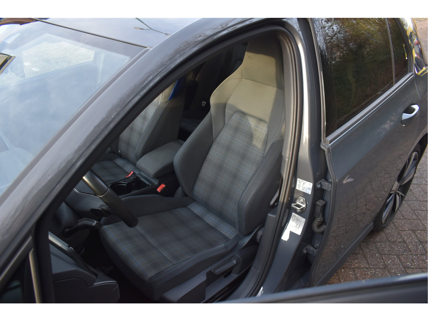 Volkswagen Golf 1.4 eHybrid GTE 245 pk | Keyless | Standkachel | Camera | Carplay | Stoelverwarming 4x | Stuurverwarming | Full LED IQ