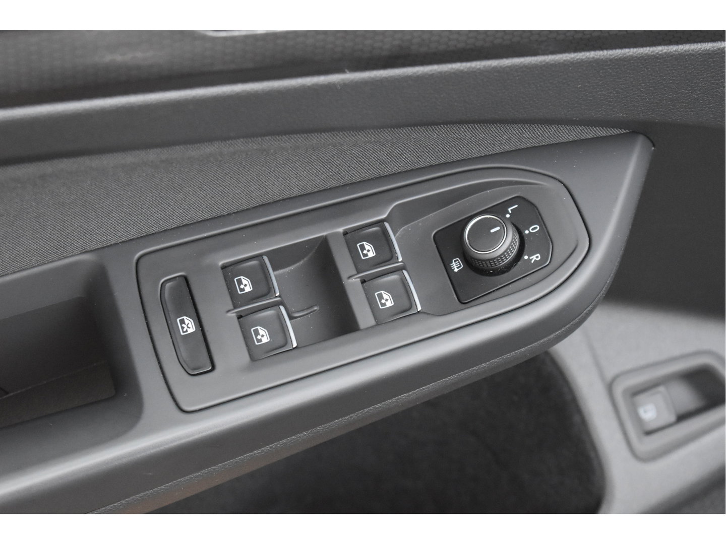 Volkswagen Golf 1.4 eHybrid GTE 245 pk | Keyless | Standkachel | Camera | Carplay | Stoelverwarming 4x | Stuurverwarming | Full LED IQ