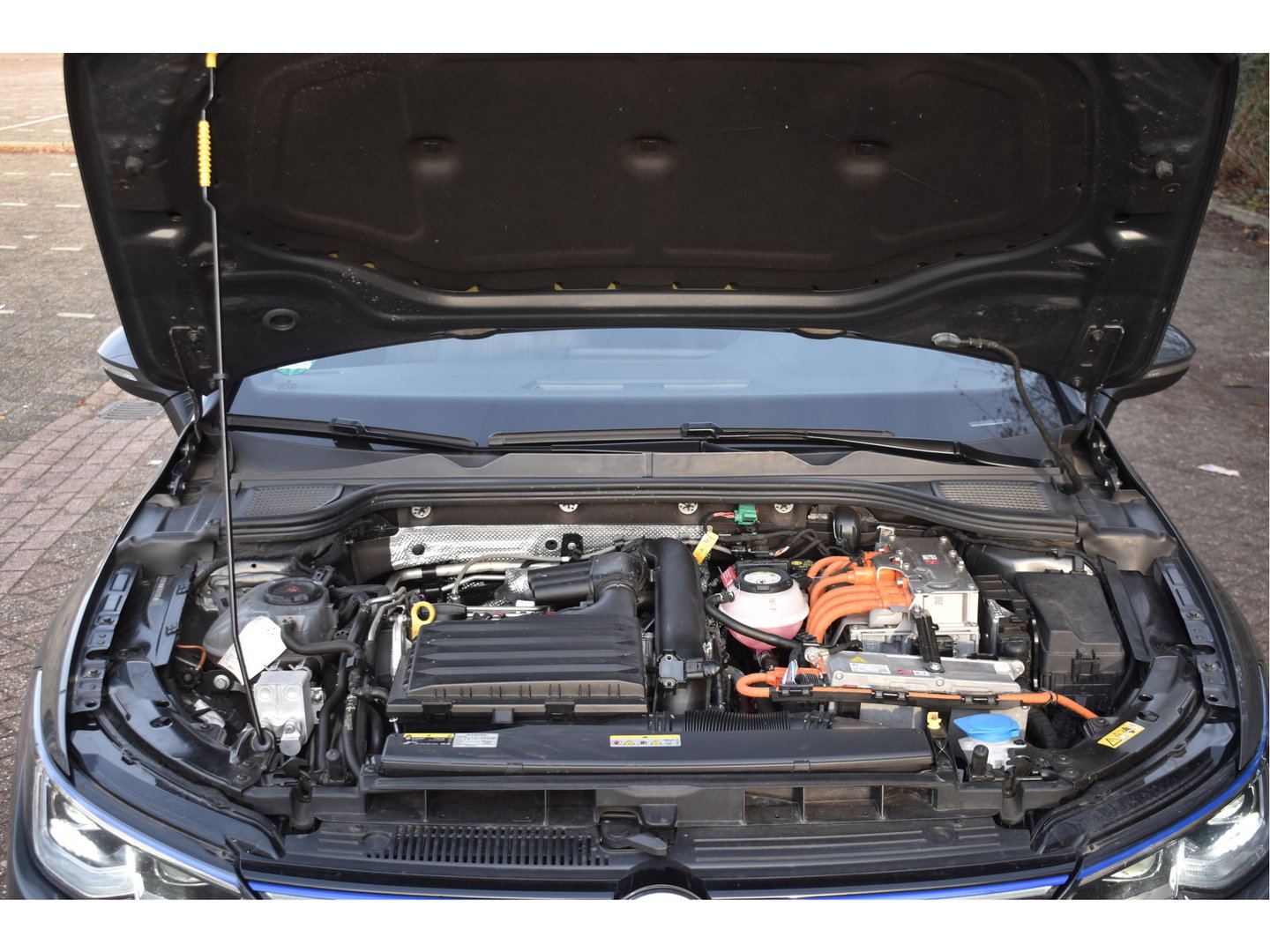 Volkswagen Golf 1.4 eHybrid GTE 245 pk | Keyless | Standkachel | Camera | Carplay | Stoelverwarming 4x | Stuurverwarming | Full LED IQ