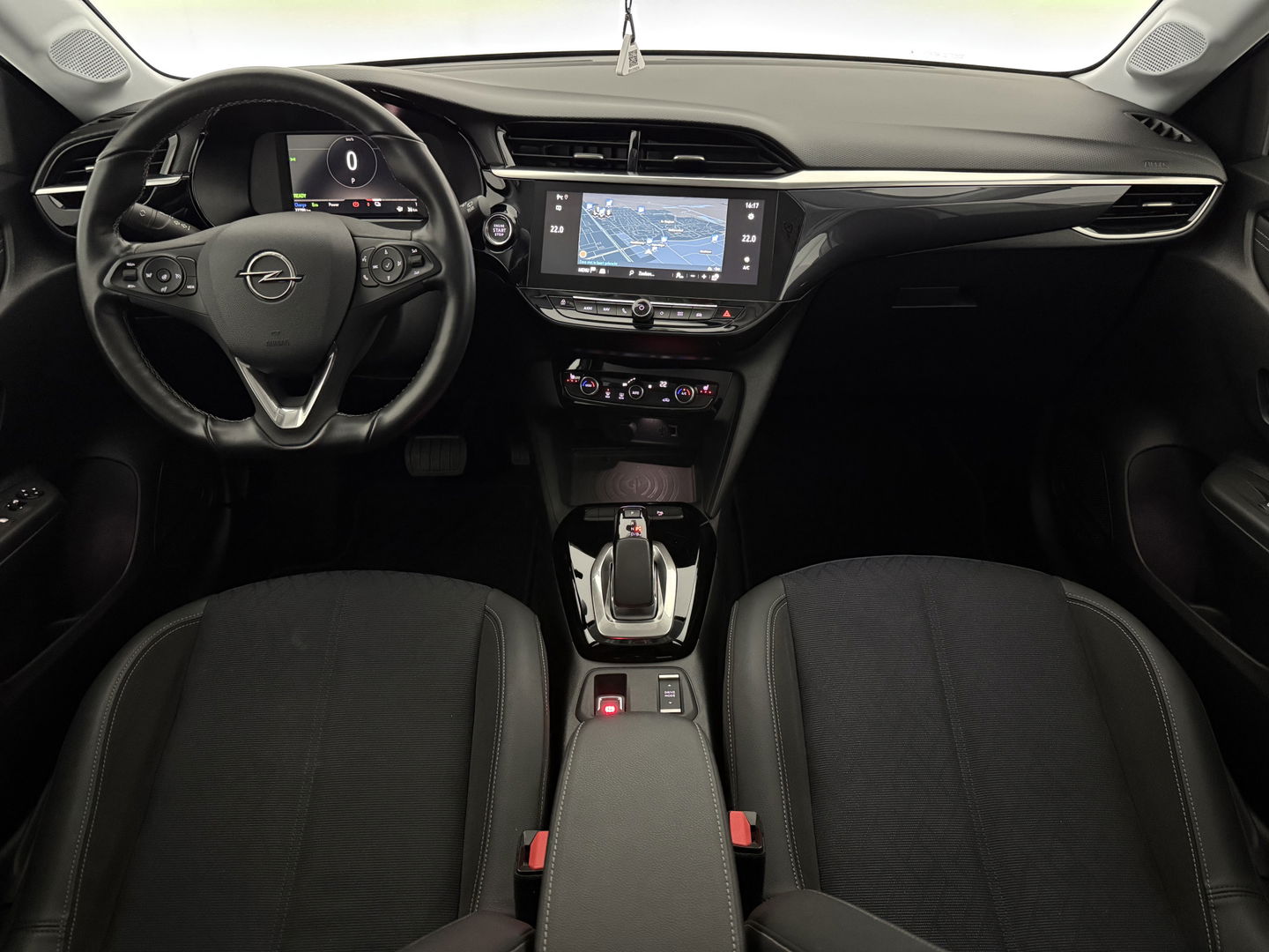 Opel CORSA-E Elegance 50 kWh | SOH 98% | Snelladen | Virtual | Carplay | Cruise | Stoel/Stuur verw. | Parkeersens. | NAP