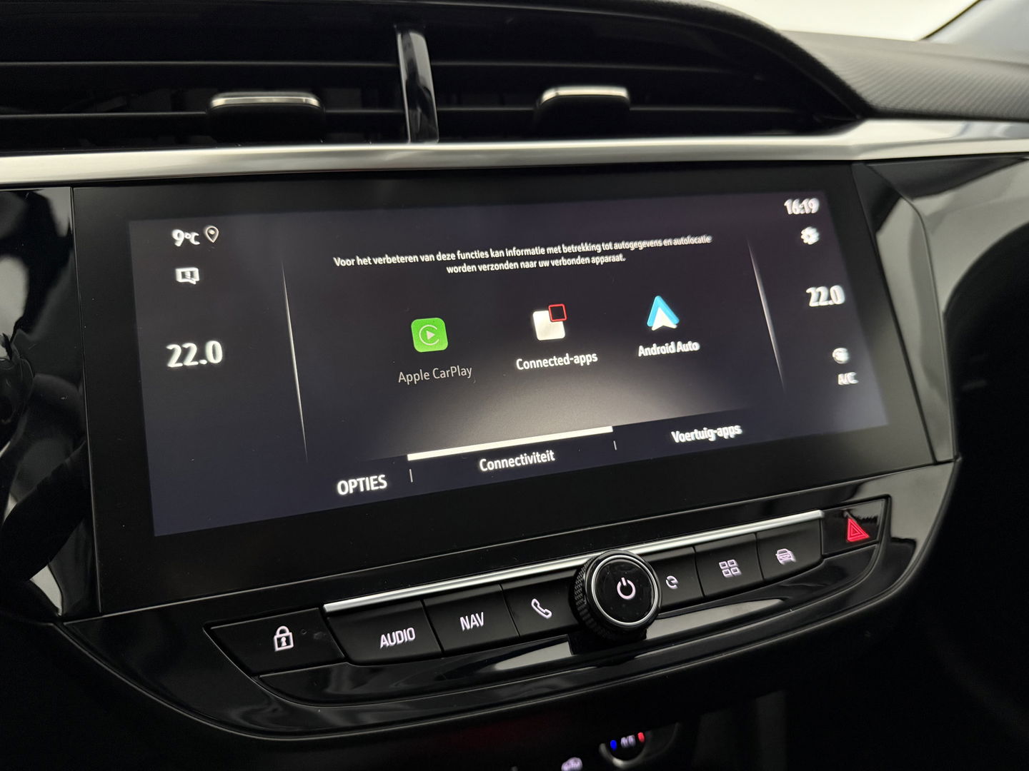 Opel CORSA-E Elegance 50 kWh | SOH 98% | Snelladen | Virtual | Carplay | Cruise | Stoel/Stuur verw. | Parkeersens. | NAP