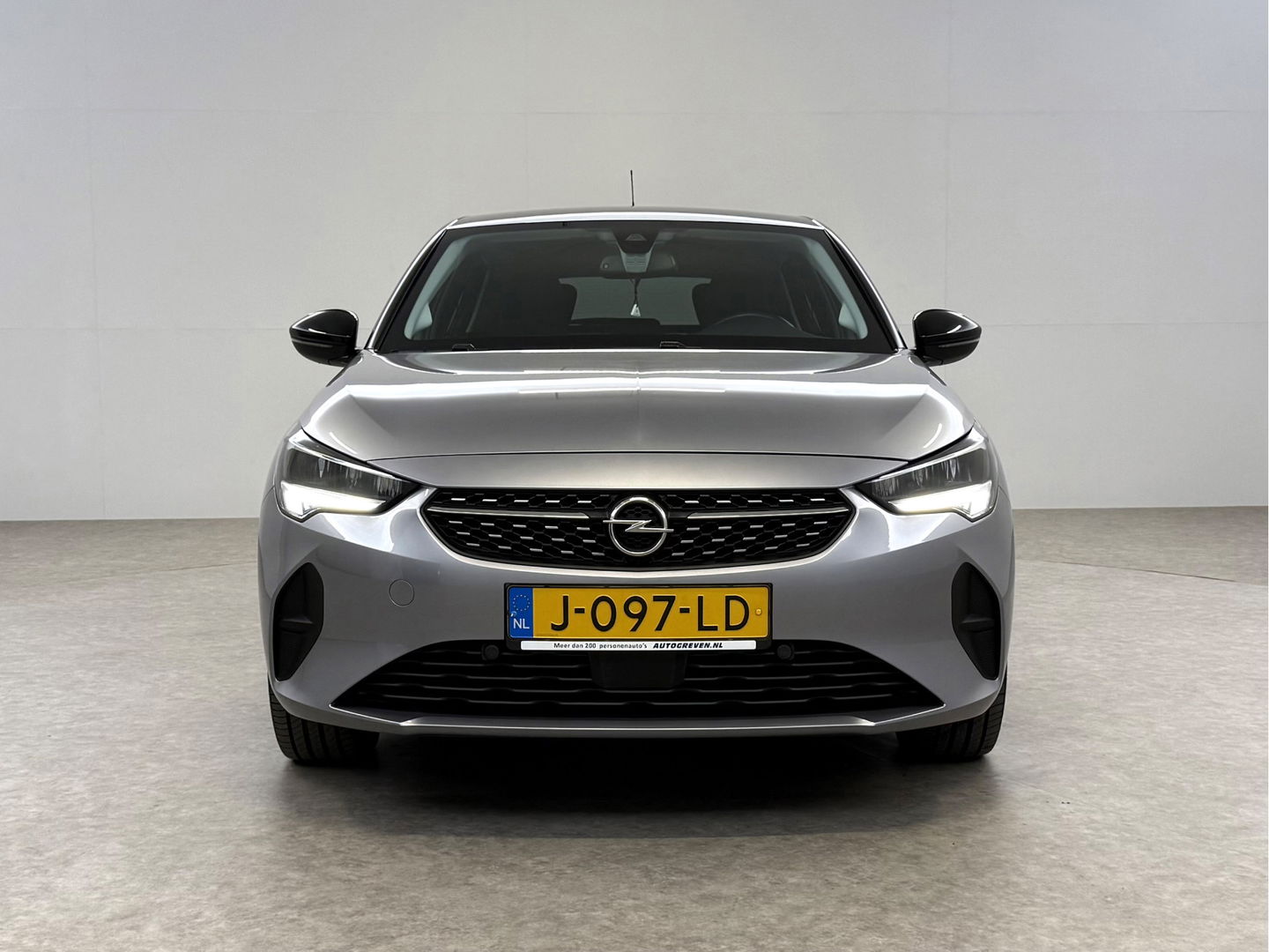 Opel CORSA-E Elegance 50 kWh | SOH 98% | Snelladen | Virtual | Carplay | Cruise | Stoel/Stuur verw. | Parkeersens. | NAP