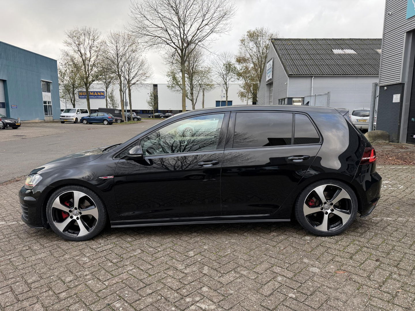 Volkswagen Golf 2.0 TSI GTI