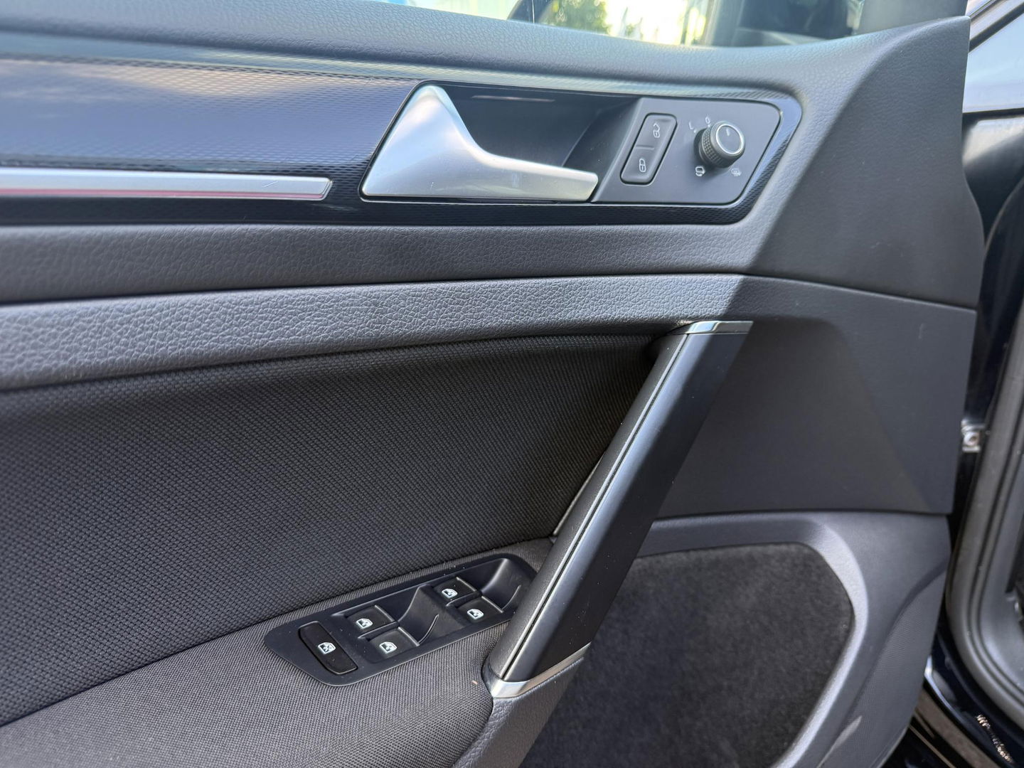 Volkswagen Golf 2.0 TSI GTI