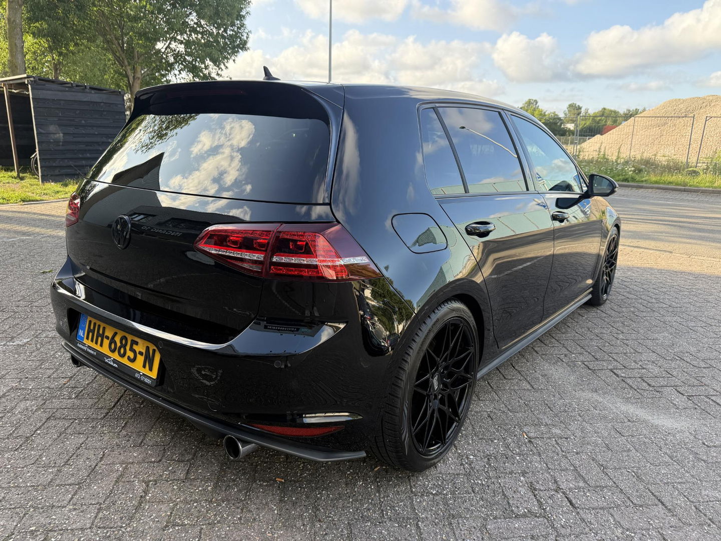 Volkswagen Golf 2.0 TSI GTI