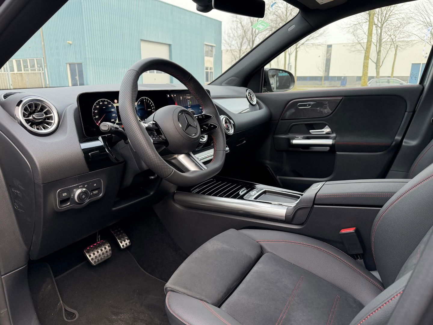 Mercedes-Benz GLA 250 e AMG-line