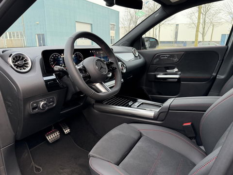 Mercedes-Benz GLA 250 e AMG-line