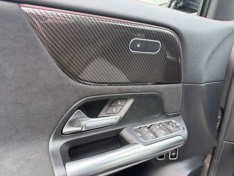 Mercedes-Benz GLA 250 e AMG-line