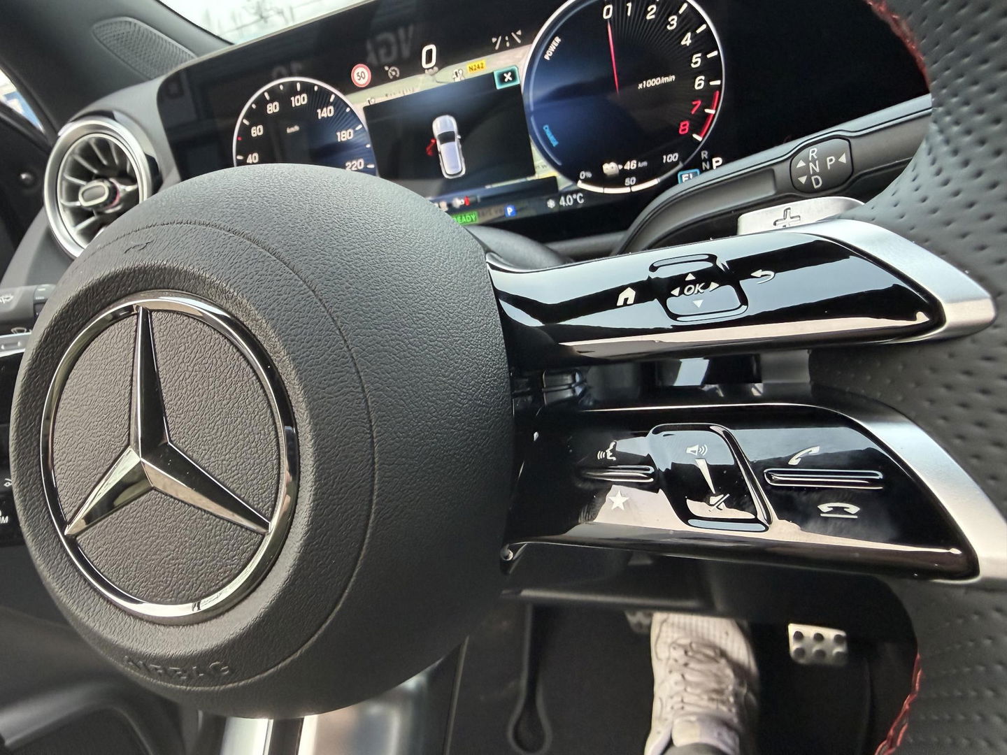 Mercedes-Benz GLA 250 e AMG-line