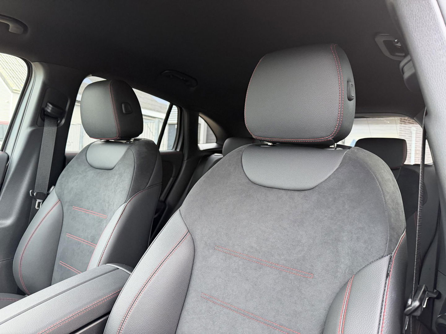 Mercedes-Benz GLA 250 e AMG-line