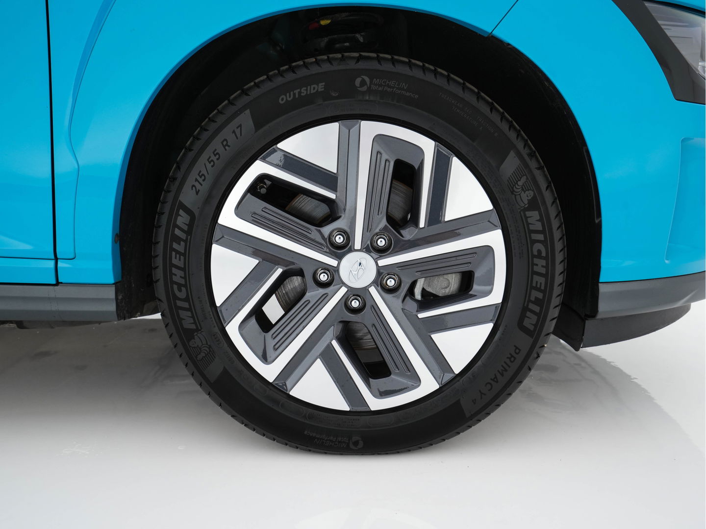 Hyundai KONA EV Fashion 39 kWh [ 3-Fase ] {SOH-100%} (INCL-BTW) Aut.*HEATPUMP | HEAD-UP | NAVI-FULLMAP | DIGI-COCKPIT | FULL-LED | KRELL-AUDIO | LANE-ASSIST | KEYLESS | CAMERA | SHIFT-PADDLES | DAB | ADAPTIVE-CRUISE | COMFORT-SEATS | 17"ALU*