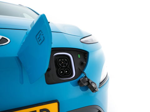 Hyundai KONA EV Fashion 39 kWh [ 3-Fase ] {SOH-100%} (INCL-BTW) Aut.*HEATPUMP | HEAD-UP | NAVI-FULLMAP | DIGI-COCKPIT | FULL-LED | KRELL-AUDIO | LANE-ASSIST | KEYLESS | CAMERA | SHIFT-PADDLES | DAB | ADAPTIVE-CRUISE | COMFORT-SEATS | 17"ALU*