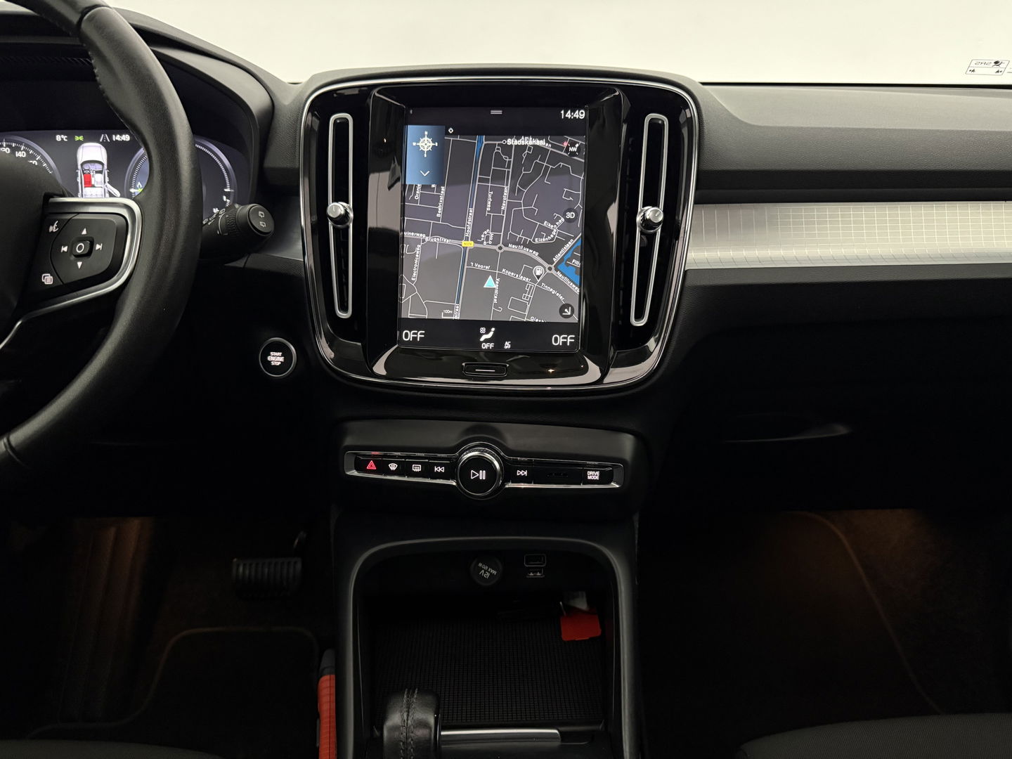 Volvo XC40 1.5 T4 Recharge R-Design | SOH 89% | Pano | Virtual | Adap.Cruise | Carplay | Trekh. | Parkeersens. | NAP