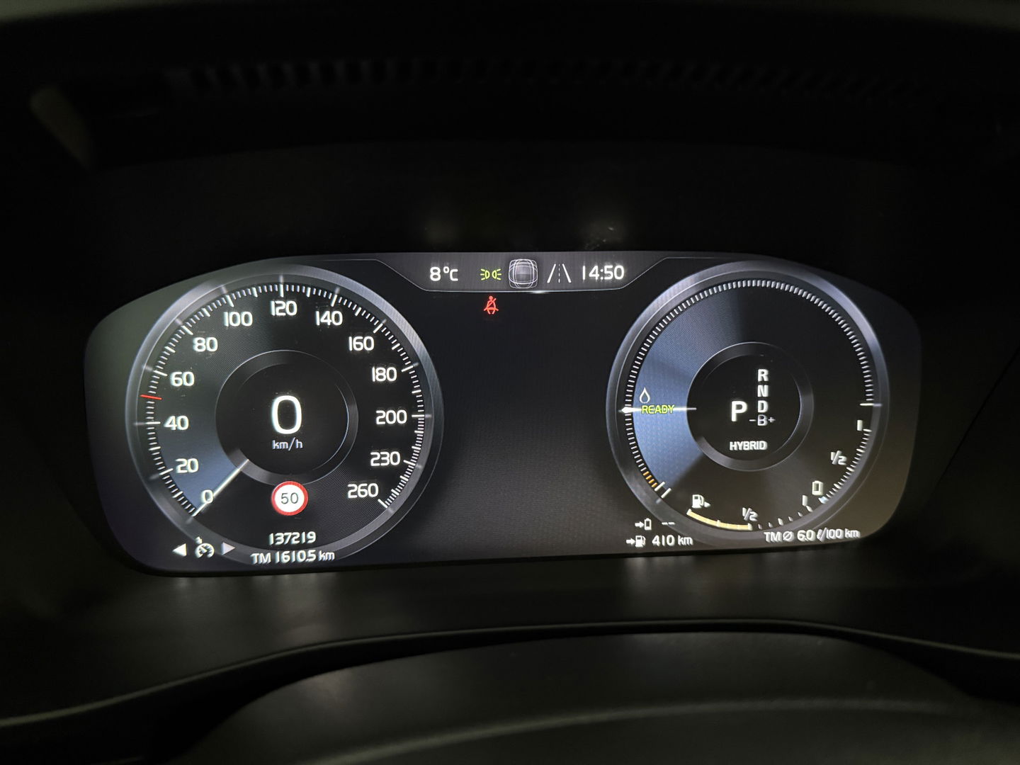 Volvo XC40 1.5 T4 Recharge R-Design | SOH 89% | Pano | Virtual | Adap.Cruise | Carplay | Trekh. | Parkeersens. | NAP