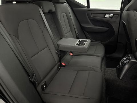 Volvo XC40 1.5 T4 Recharge R-Design | SOH 89% | Pano | Virtual | Adap.Cruise | Carplay | Trekh. | Parkeersens. | NAP