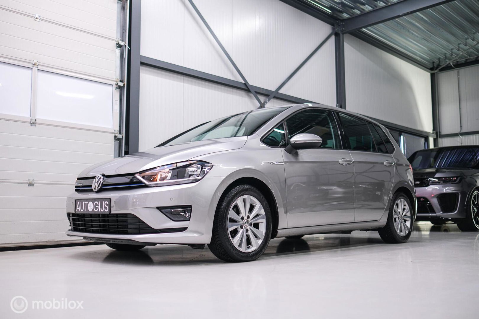 Volkswagen Golf Sportsvan 1.0 TSI Comfortline | PDC | Navigatie | Cruise | Trekhaak | NAP NL auto |