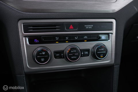 Volkswagen Golf Sportsvan 1.0 TSI Comfortline | PDC | Navigatie | Cruise | Trekhaak | NAP NL auto |