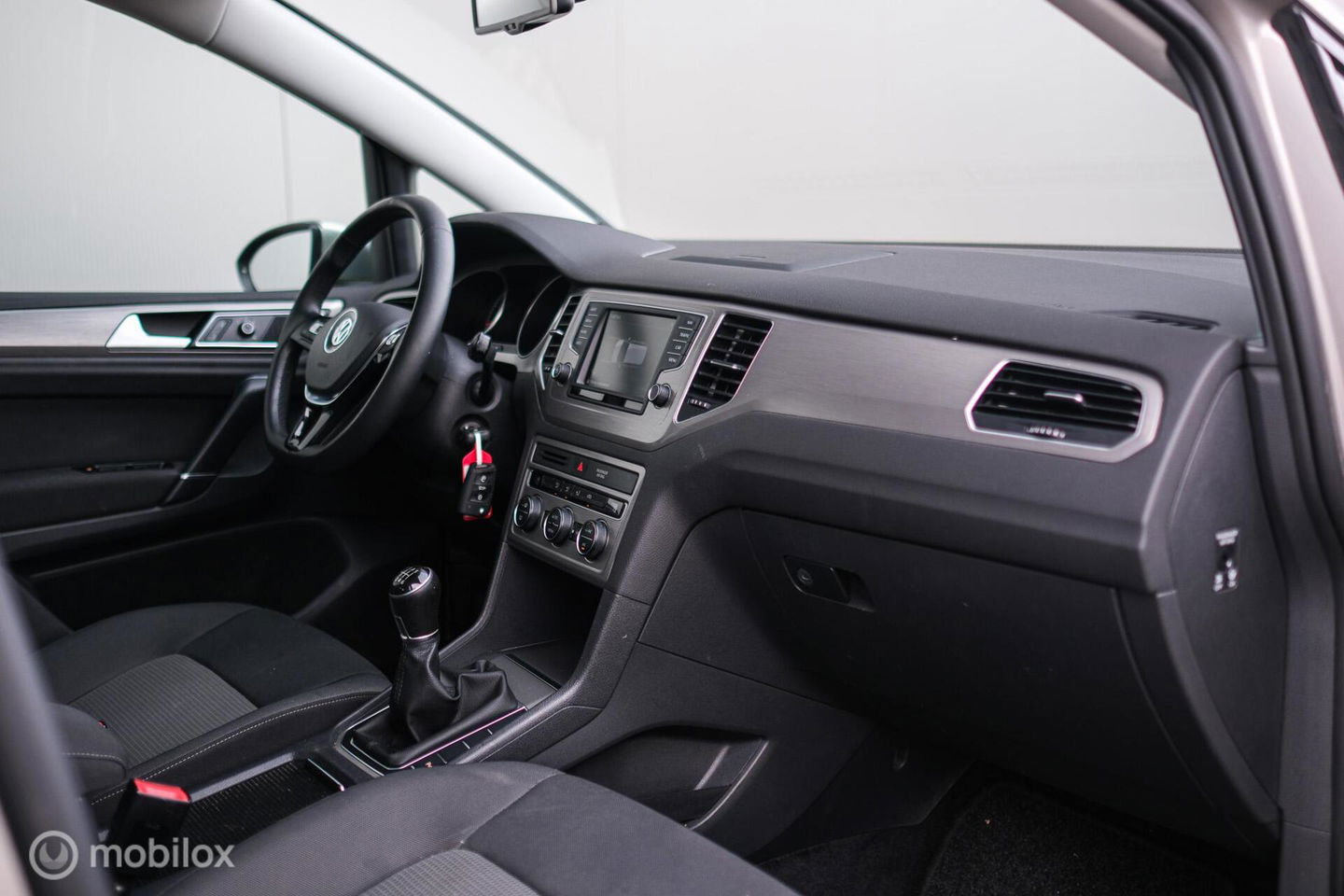 Volkswagen Golf Sportsvan 1.0 TSI Comfortline | PDC | Navigatie | Cruise | Trekhaak | NAP NL auto |