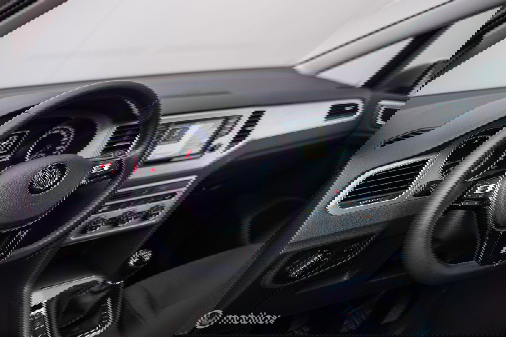 Volkswagen Golf Sportsvan 1.0 TSI Comfortline | PDC | Navigatie | Cruise | Trekhaak | NAP NL auto |