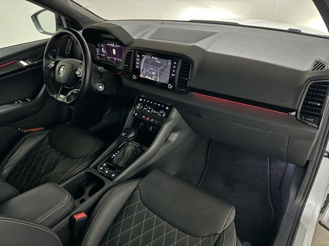 Škoda Karoq 1.5 TSI Sportline Pano Leer Carton Virtual Sfeer Trekh.