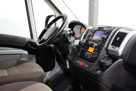 Peugeot Boxer 2.2 BlueHDI 9 Persoons Personenvervoer