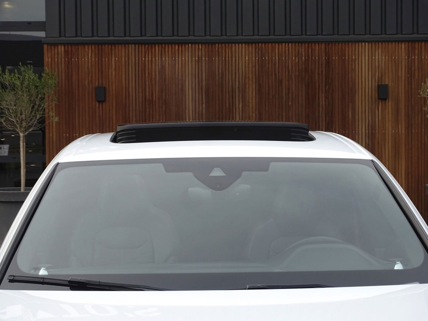 Audi Q8 4.0 TFSI V8T 601PK RS Q8 q. / carbon / ceramic brakes / B&O