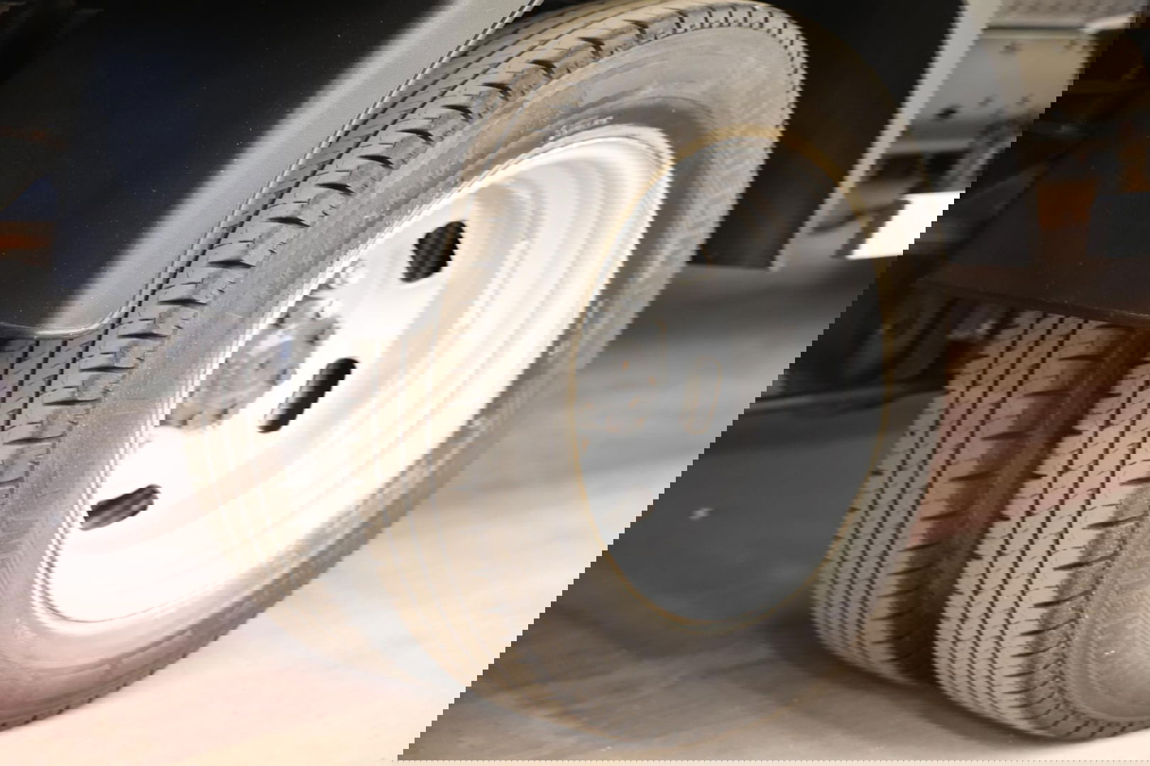 Iveco Daily 35C16 3.0 BAKWAGEN MET ZIJDEUR EN LAADKLEP