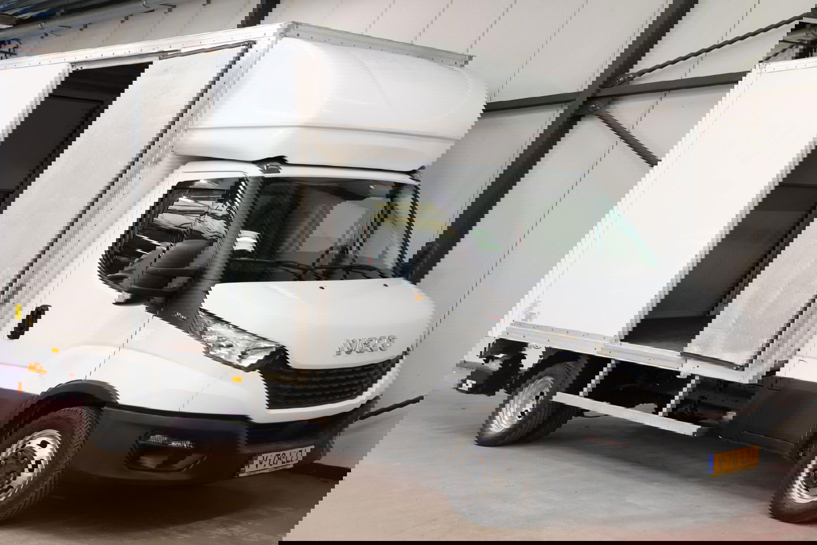 Iveco Daily 35C16 3.0 BAKWAGEN MET ZIJDEUR EN LAADKLEP