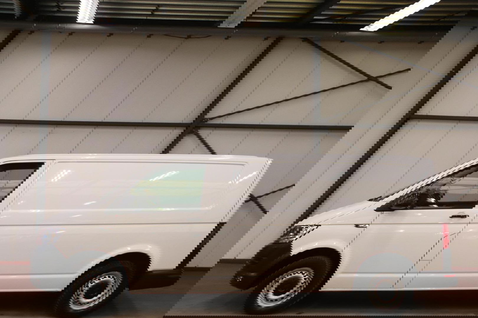 Volkswagen Transporter 2.0 TDI L2H1 DSG AUTOMAAT TREKHAAK