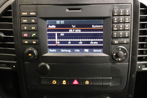 Mercedes-Benz Vito 116 CDI Lang AUTOMAAT Airco dubbele schuifdeur Mercedes-Benz Vito 116 CDI Lang airco dubbele schuifdeur