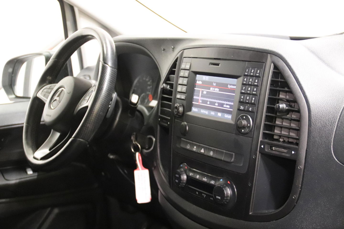 Mercedes-Benz Vito 116 CDI Lang AUTOMAAT Airco dubbele schuifdeur Mercedes-Benz Vito 116 CDI Lang airco dubbele schuifdeur