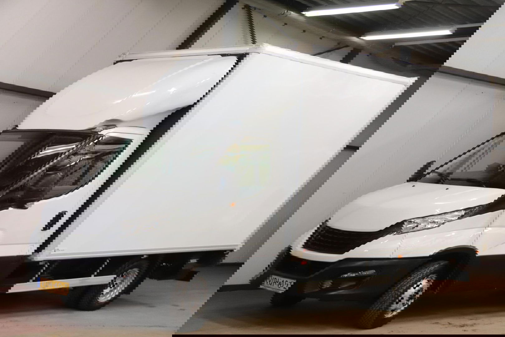 Iveco Daily 35C16 BAKWAGEN LAADKLEP ZIJDEUR Trekhaak 3500KG