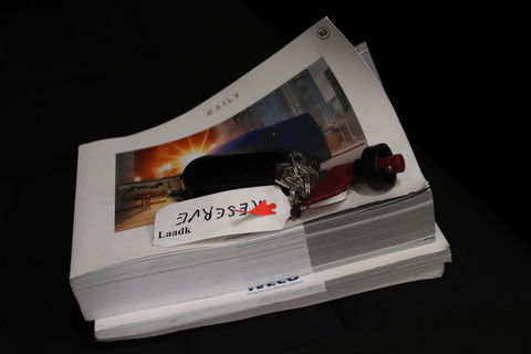 Iveco Daily 35C16 BAKWAGEN LAADKLEP ZIJDEUR Trekhaak 3500KG