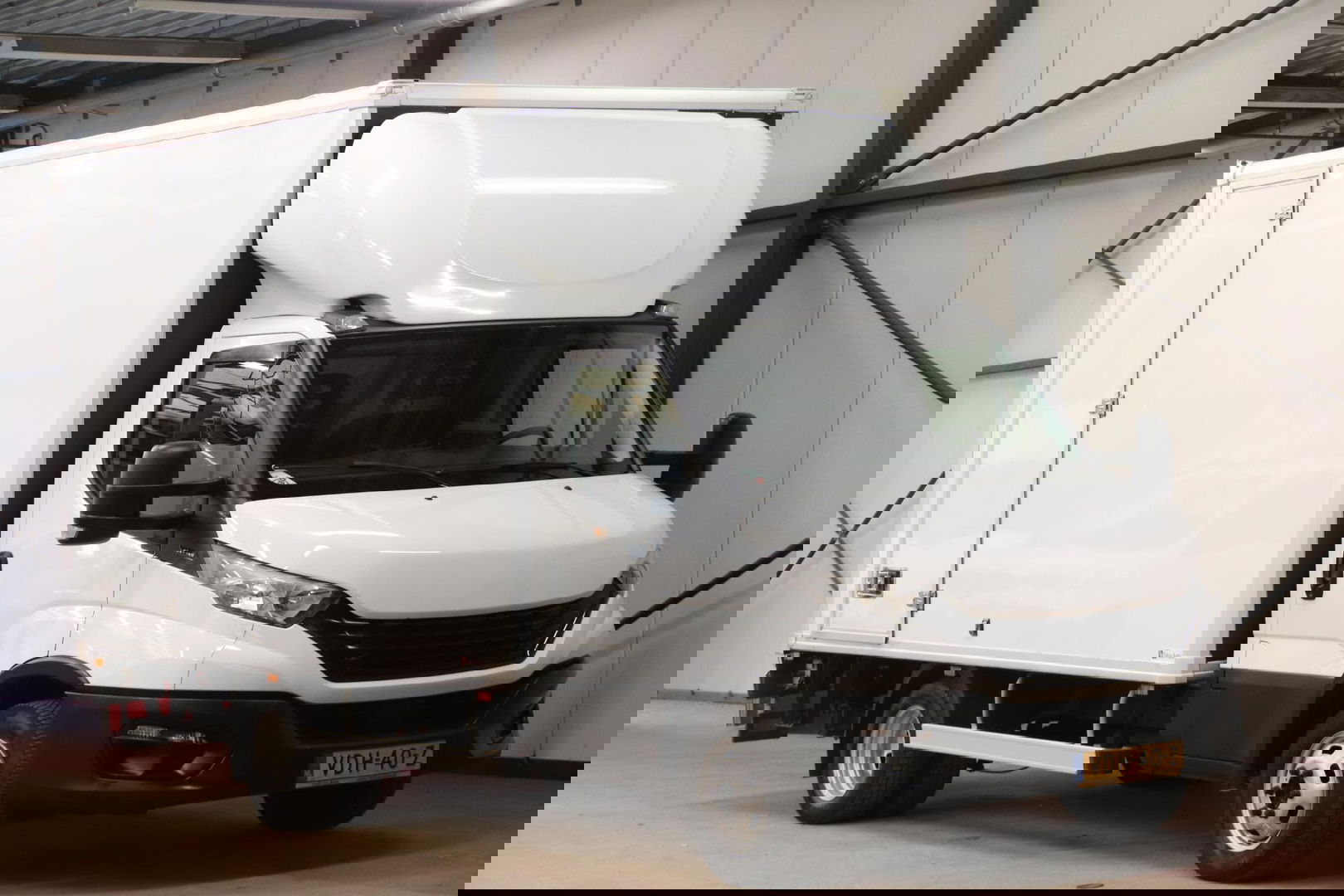 Iveco Daily 35C16 BAKWAGEN LAADKLEP ZIJDEUR Trekhaak 3500KG