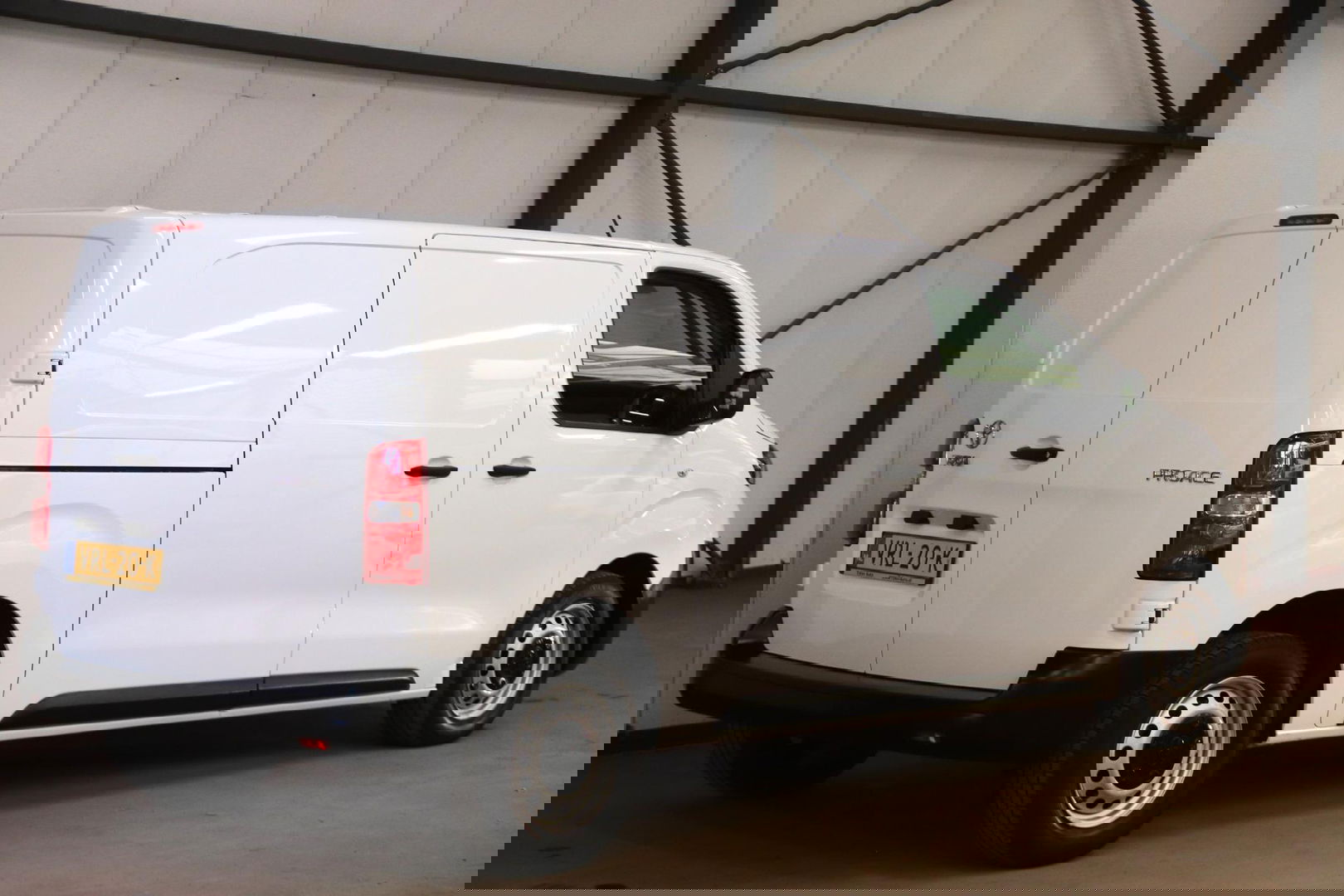 Toyota ProAce Worker 2.0 D-4D 145PK L2H1 EURO 6