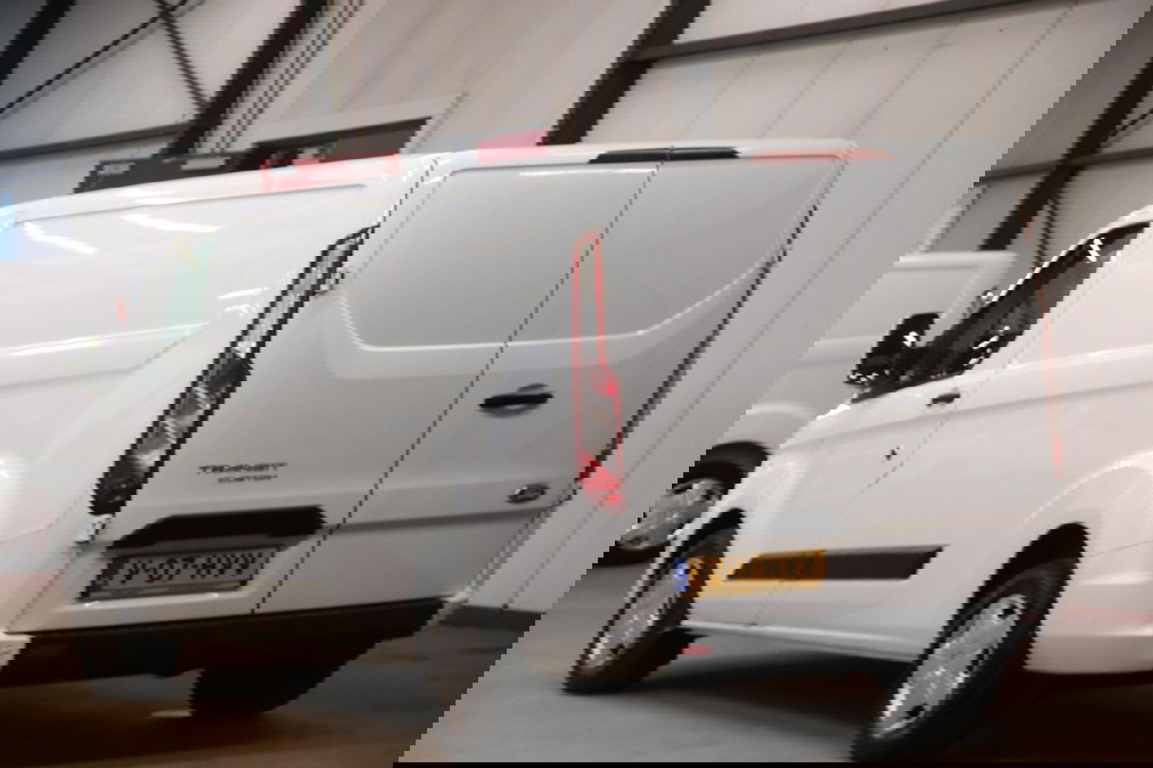 Ford Transit Custom 2.0 TDCI L2H1 LANG AUTOMAAT EURO 6