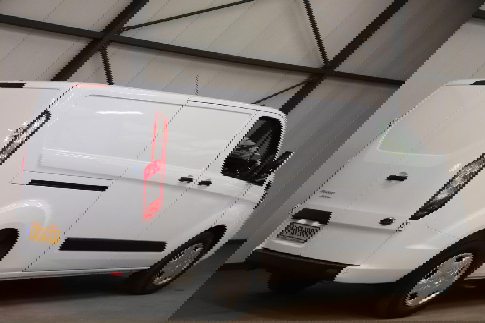 Ford Transit Custom 2.0 TDCI L2H1 LANG AUTOMAAT EURO 6