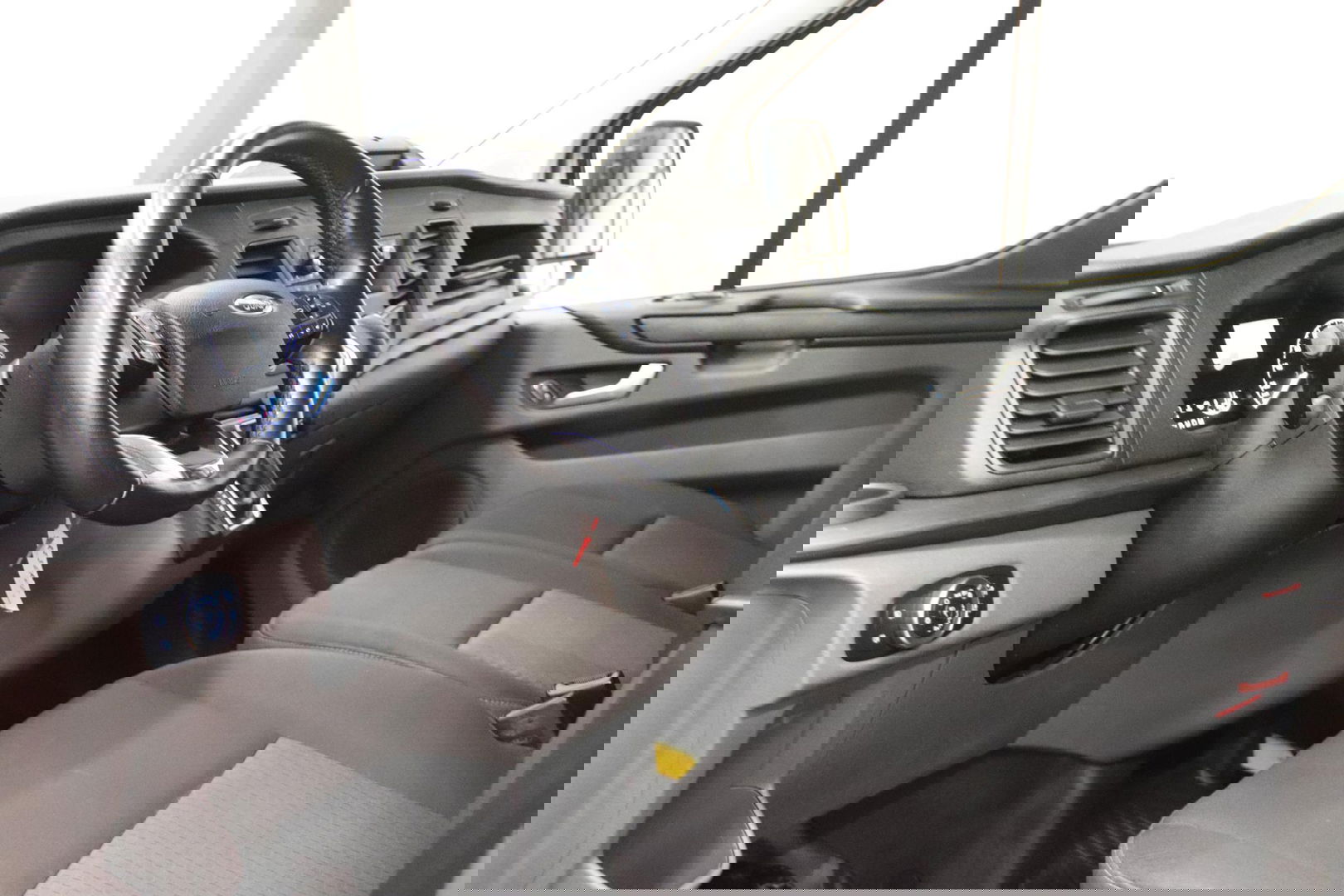 Ford Transit Custom 2.0 TDCI L2H1 LANG AUTOMAAT EURO 6