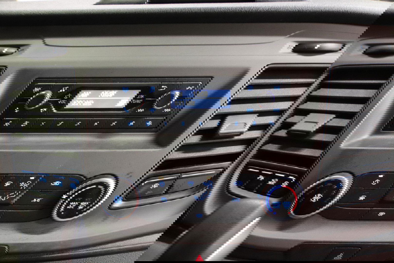 Ford Transit Custom 2.0 TDCI L2H1 LANG AUTOMAAT EURO 6