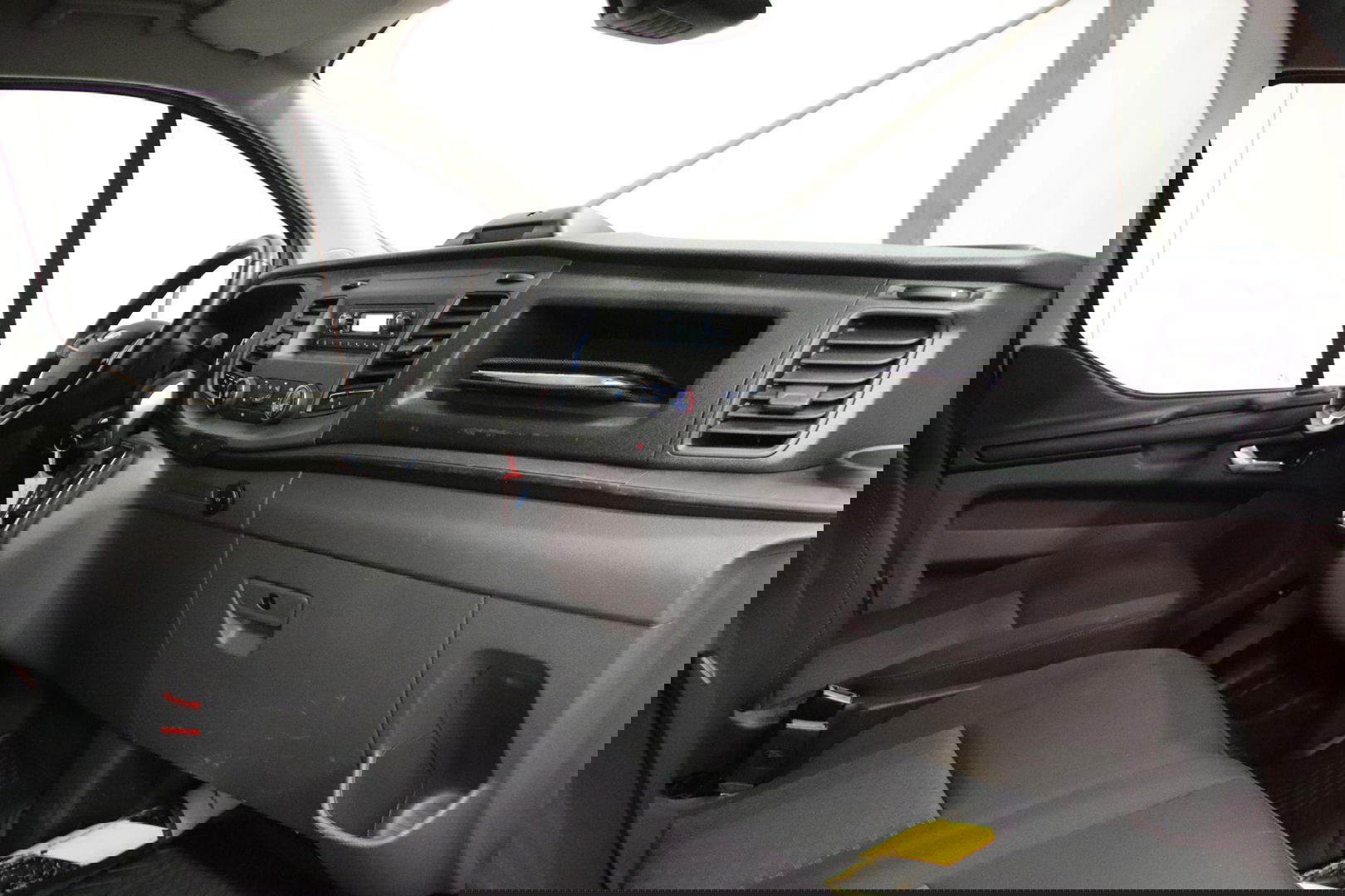 Ford Transit Custom 2.0 TDCI L2H1 LANG AUTOMAAT EURO 6