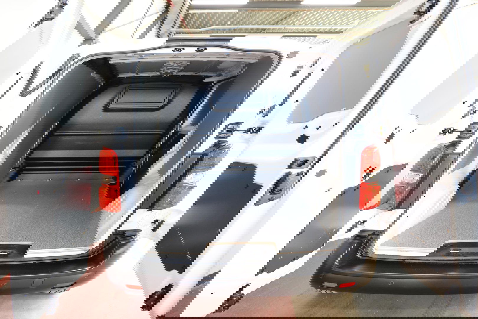 Toyota ProAce Worker 2.0 D-4D L2H1 LANG EURO 6