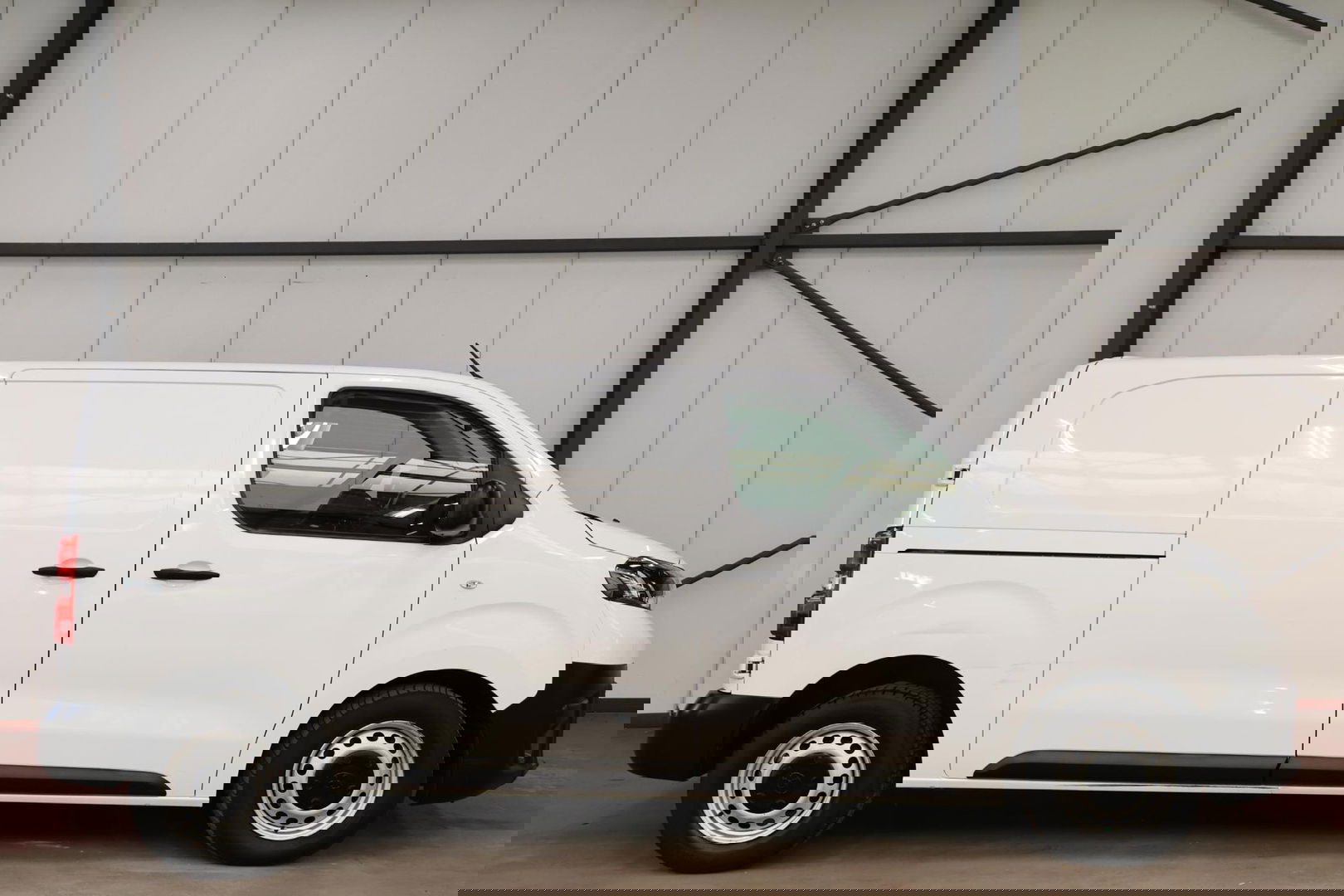 Toyota ProAce Worker 2.0 D-4D L2H1 LANG EURO 6