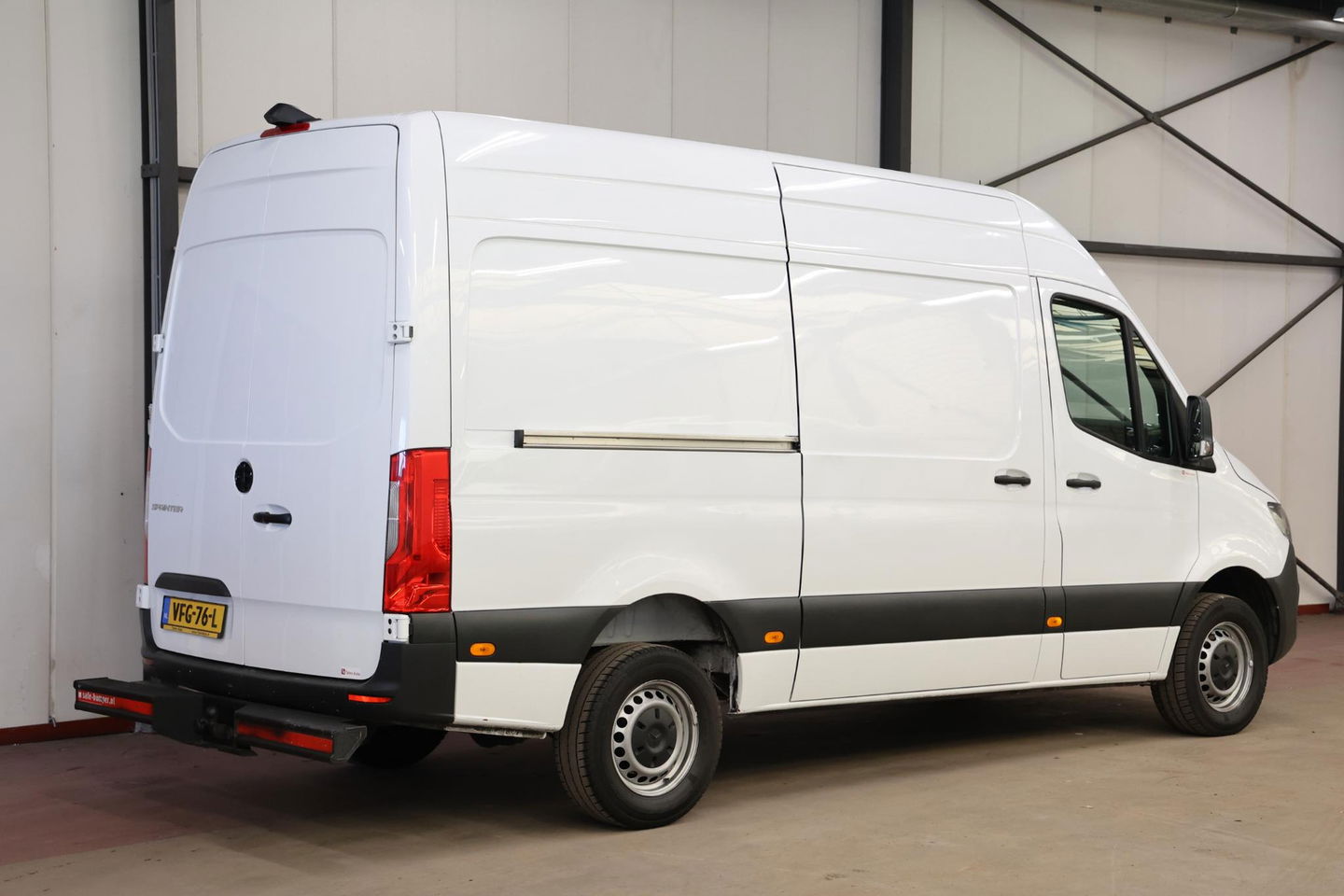 Mercedes-Benz Sprinter 316 2.2 CDI L2H2 AUTOMAAT 3500KG TREKVERMOGEN