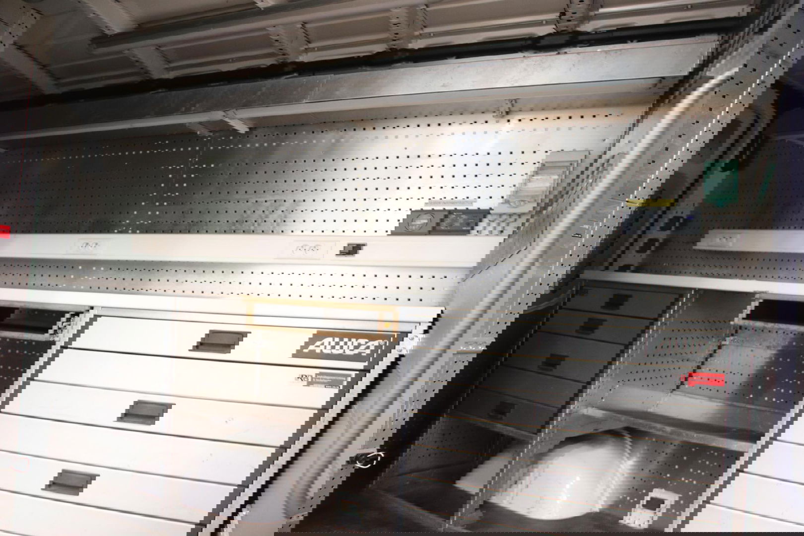 Mercedes-Benz Sprinter 316 CDI L2H2 3500KG TREKHAAK WERKPLAATSINRICHTING