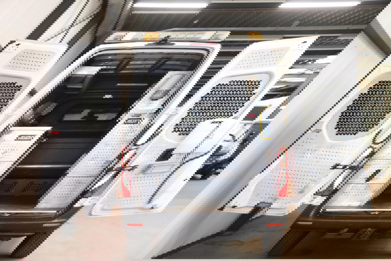 Mercedes-Benz Sprinter 316 CDI L2H2 3500KG TREKHAAK WERKPLAATSINRICHTING