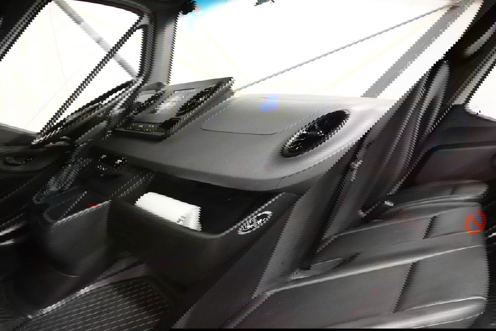 Mercedes-Benz Sprinter 316 CDI L2H2 3500KG TREKHAAK WERKPLAATSINRICHTING