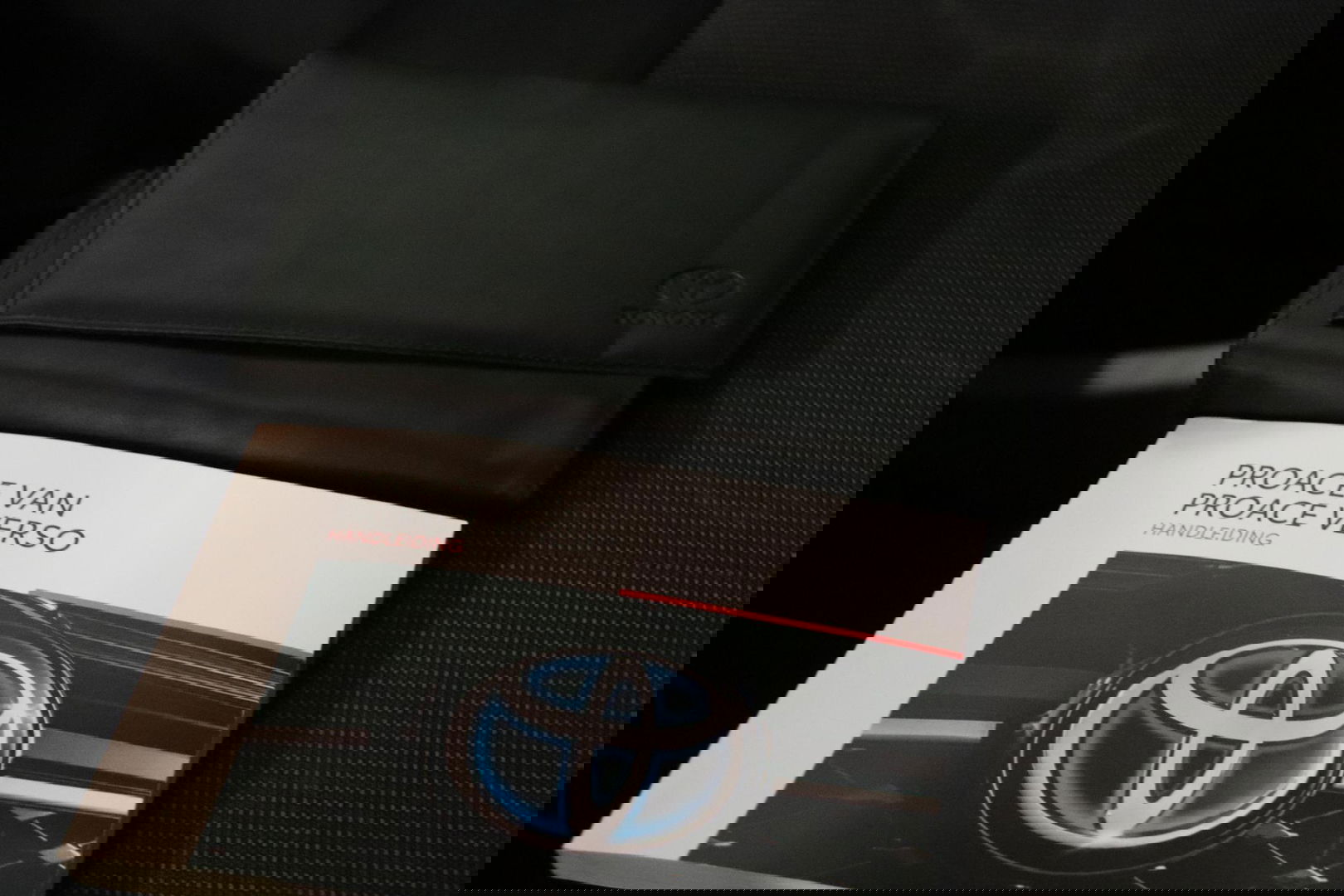 Toyota ProAce Worker D-4D 145PK L2H1 LANG EURO 6