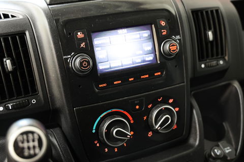 Peugeot Boxer 2.2 BlueHDi 140PK L4H3