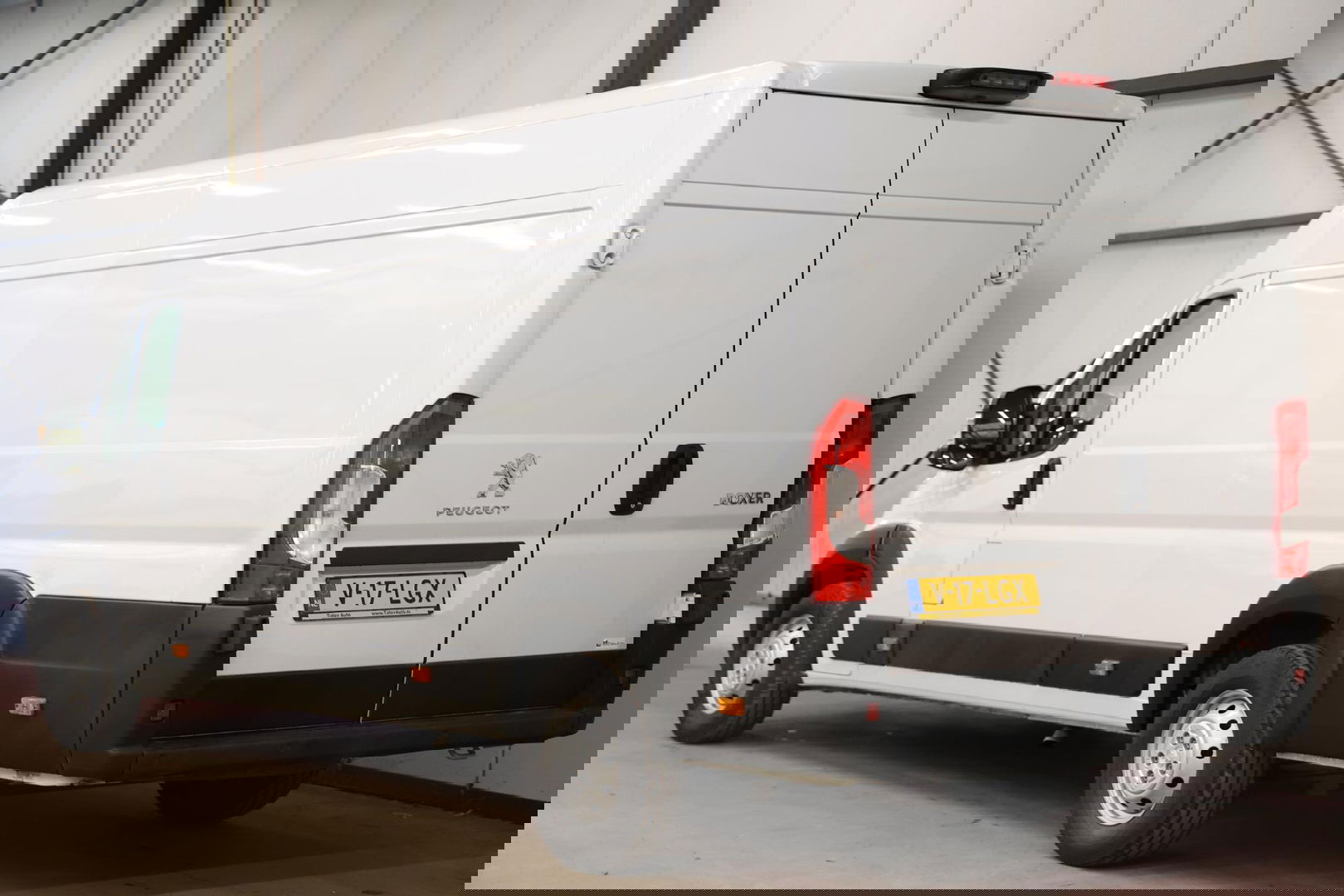 Peugeot Boxer 435 2.2 BlueHDi 140PK L4H2