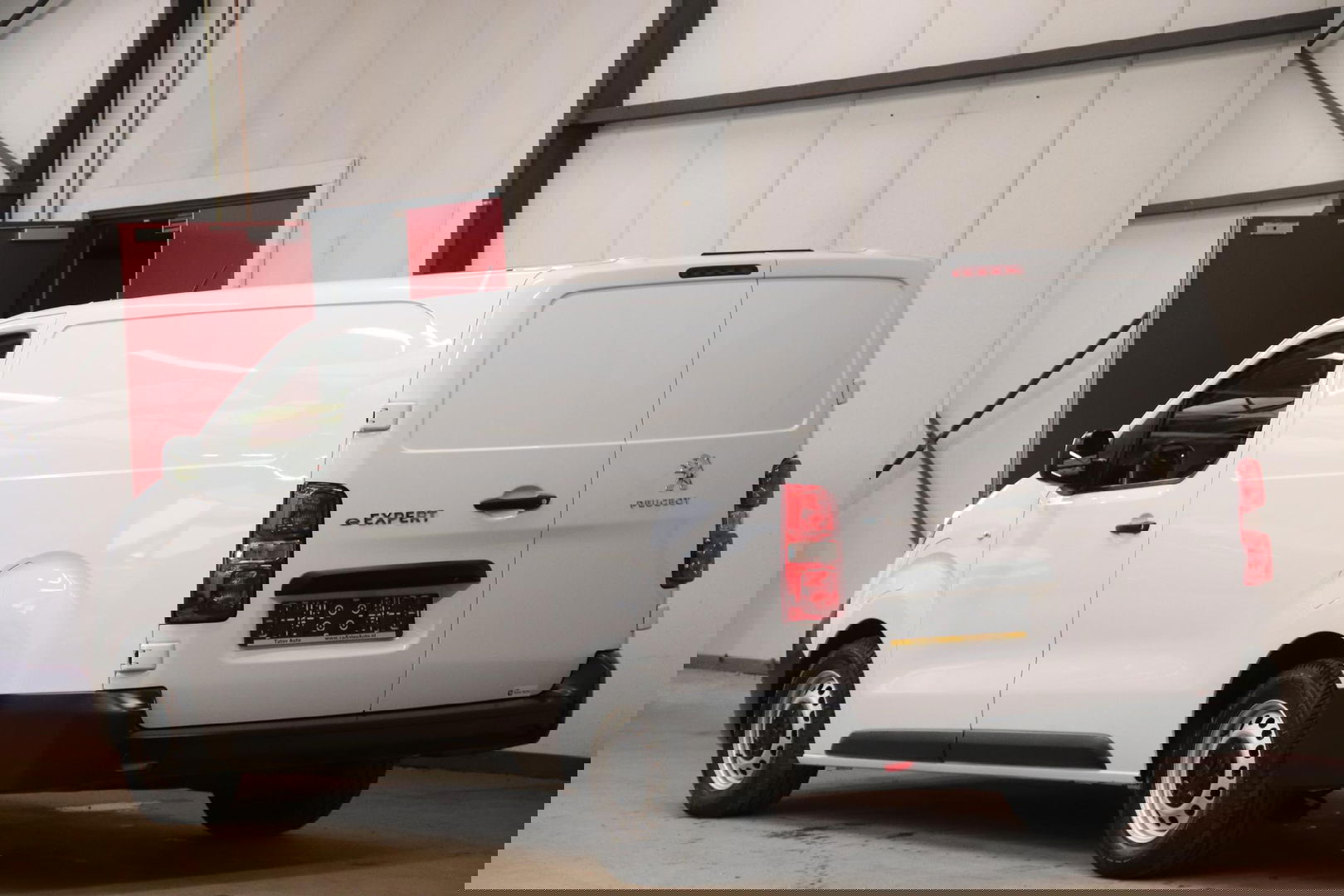 Peugeot e-Expert e-Expert 75 kWh LONG RANGE L2 LANG NIEUW